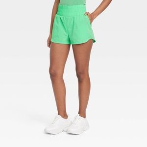 Women's JoyLab Crinkle Workout Shorts Size Medium
